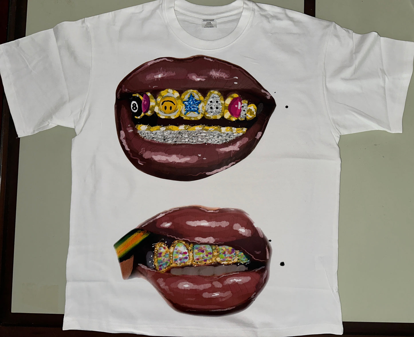 “Smile for me” T-shirt preorder