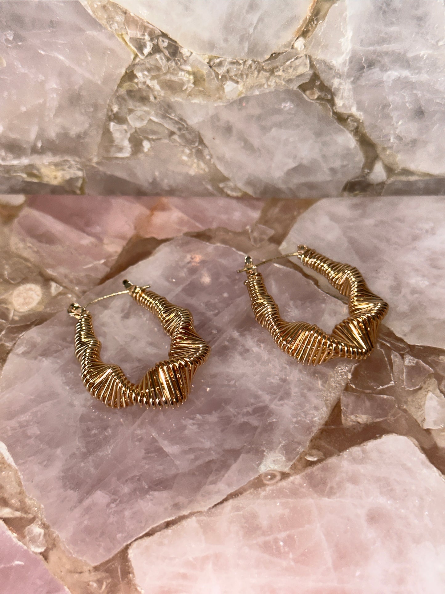 “It Girl” hoop earrings (Gold)